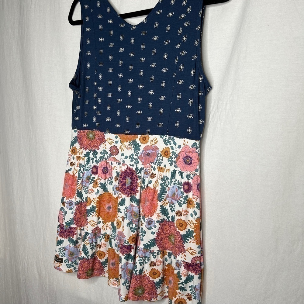 Matilda Jane Women’s Feeling Good Tank - Picture 6 of 7